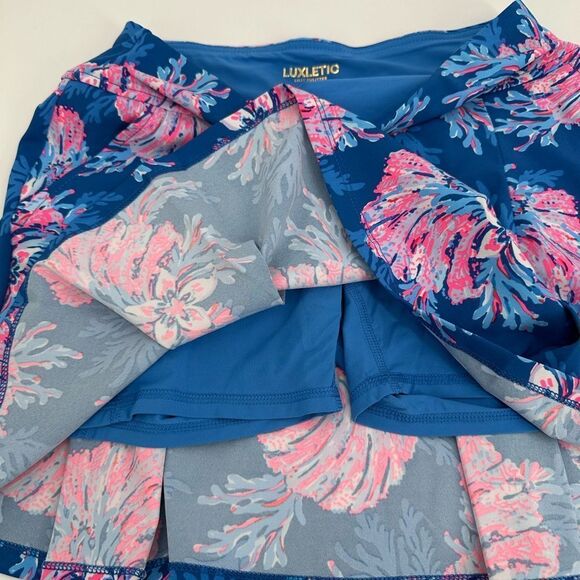 Lilly Pulitzer UPF 50+ Luxletic Shasta Skort Color Multi For Fans Golf - Picture 6 of 14